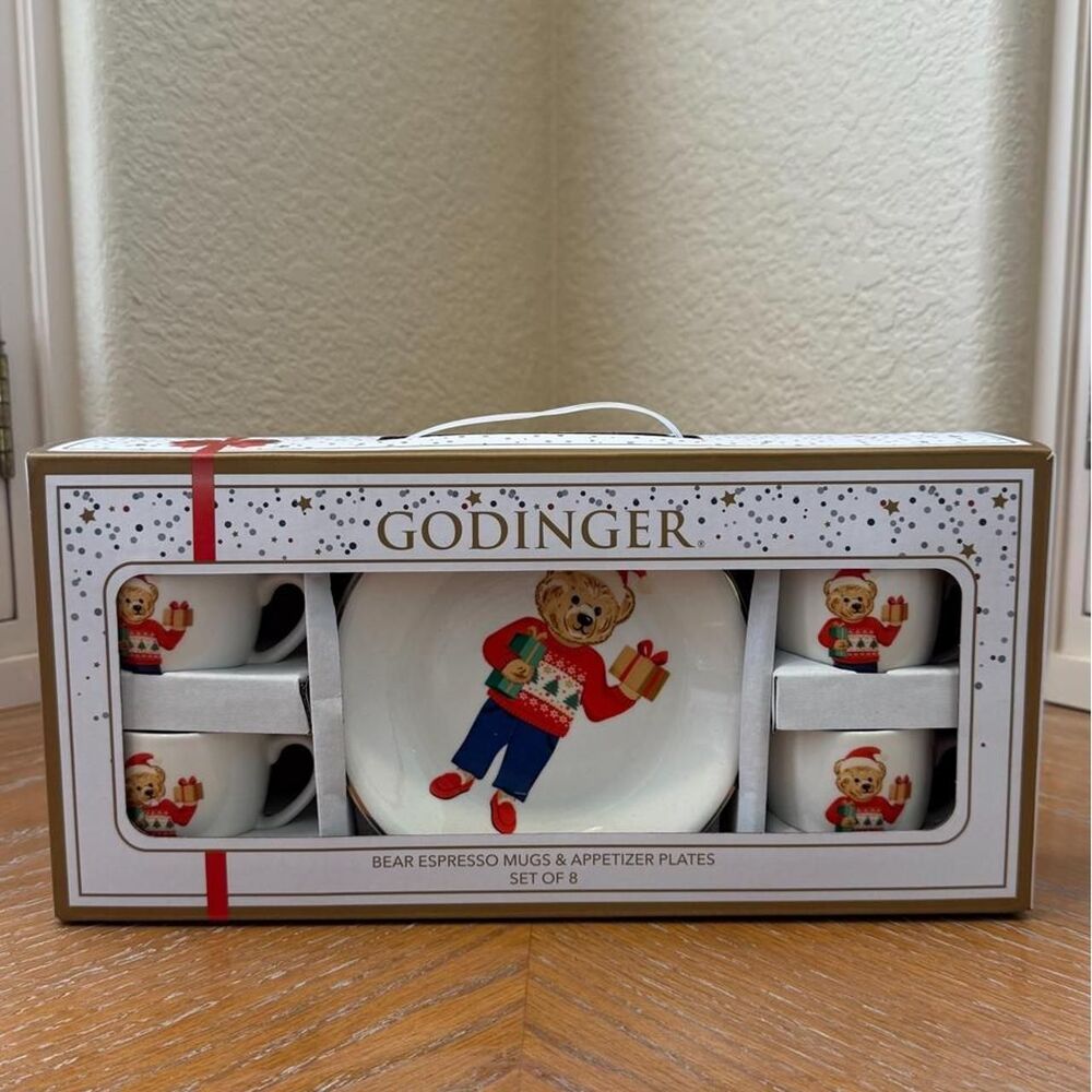 NEW Godinger Christmas Bear Espresso Mugs & Appetizer Plates Set of 8